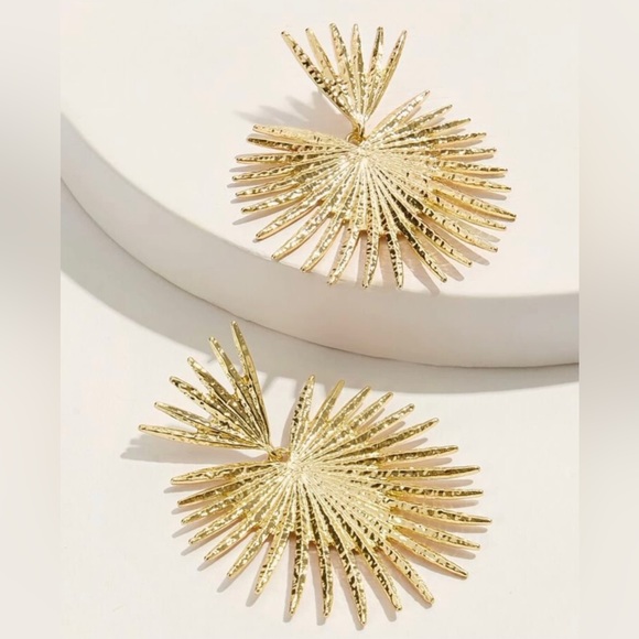 Zara “Radiance” Heart Crown Sunburst Beam Ray Regal Royal Statement Gold Earring - Picture 12 of 14